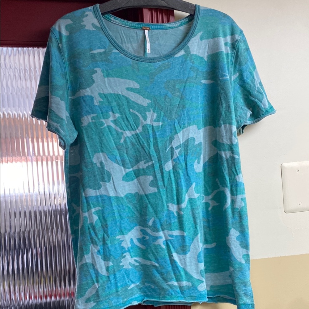 Free People Butter Soft Cotton Stretch Blend Camouflage Green Light Green Tee
